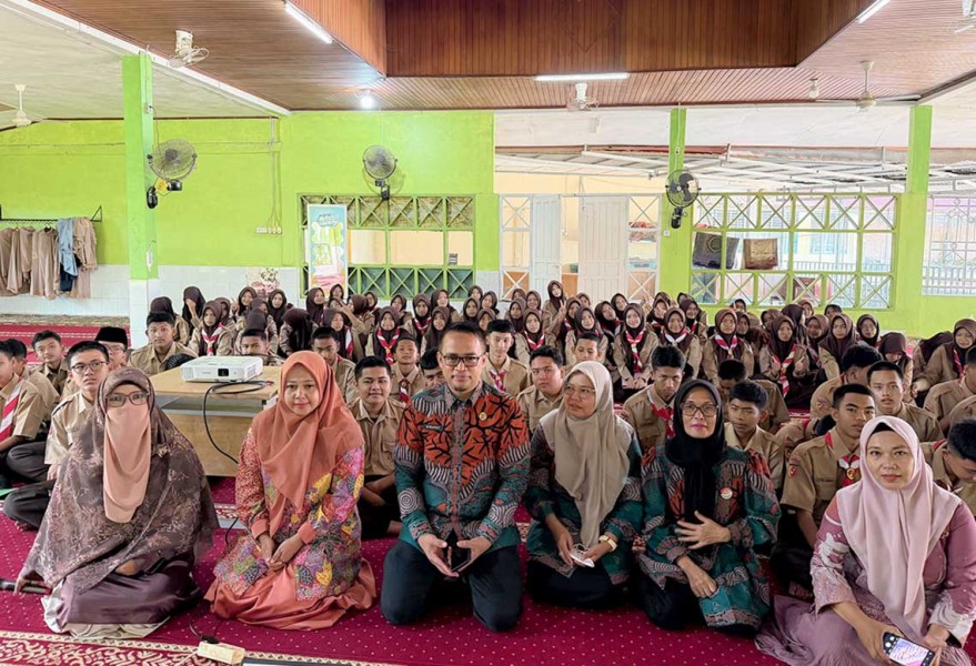 Dosen UM Sumatera Barat Dr. Rahmi Jadi Narasumber KLIK GEMA ke-29, Bahas Pendidikan Karakter 