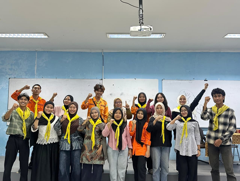 Dosen Kehutanan UM Sumatera Barat Dr. Hernawati Dorong Eksplorasi Nepenthes di Danau Lauik Tingga