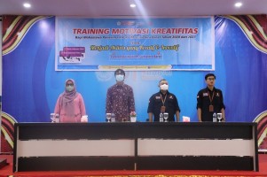 Training Motivasi Dan Kreatifitas Untuk Mahasiswa Penerima KIP-K 