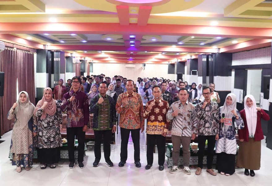 UM Sumatera Barat Hadirkan Wamendiktisaintek RI, Bahas Peran Perguruan Tinggi sebagai Problem Solver Bangsa