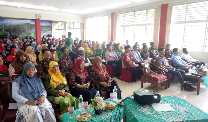 Seminar Internasional Perbandingan Otonomi Daerah di Dunia