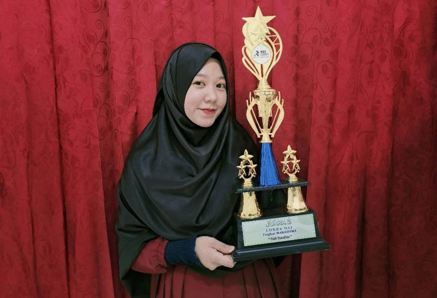 Mahasiswi PAI UM Sumbar, Doli Yarselina Juarai Lomba Pidato Tingkat Nasional