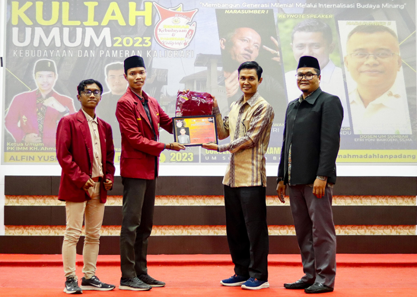 Seminar Nasional dan Pameran Kaligrafi "Membangun Generasi Milenial Melalui Internalisasi Budaya Minang"