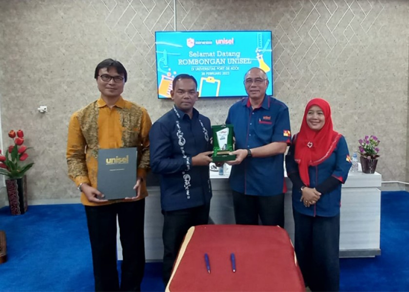 UM Sumatera Barat Teken Kerjasama Dengan Universitas Selangor Malaysia