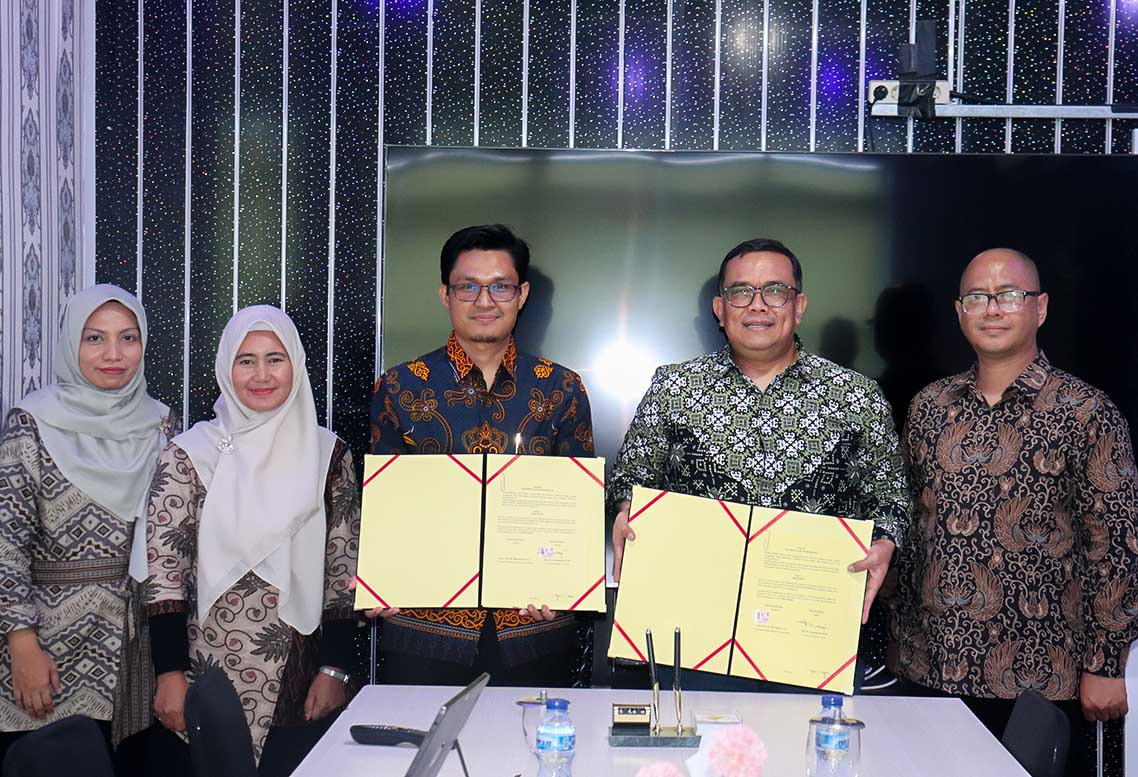 UM Sumatera Barat Tekan MoU dengan Universitas Mathla’ul Anwar Banten