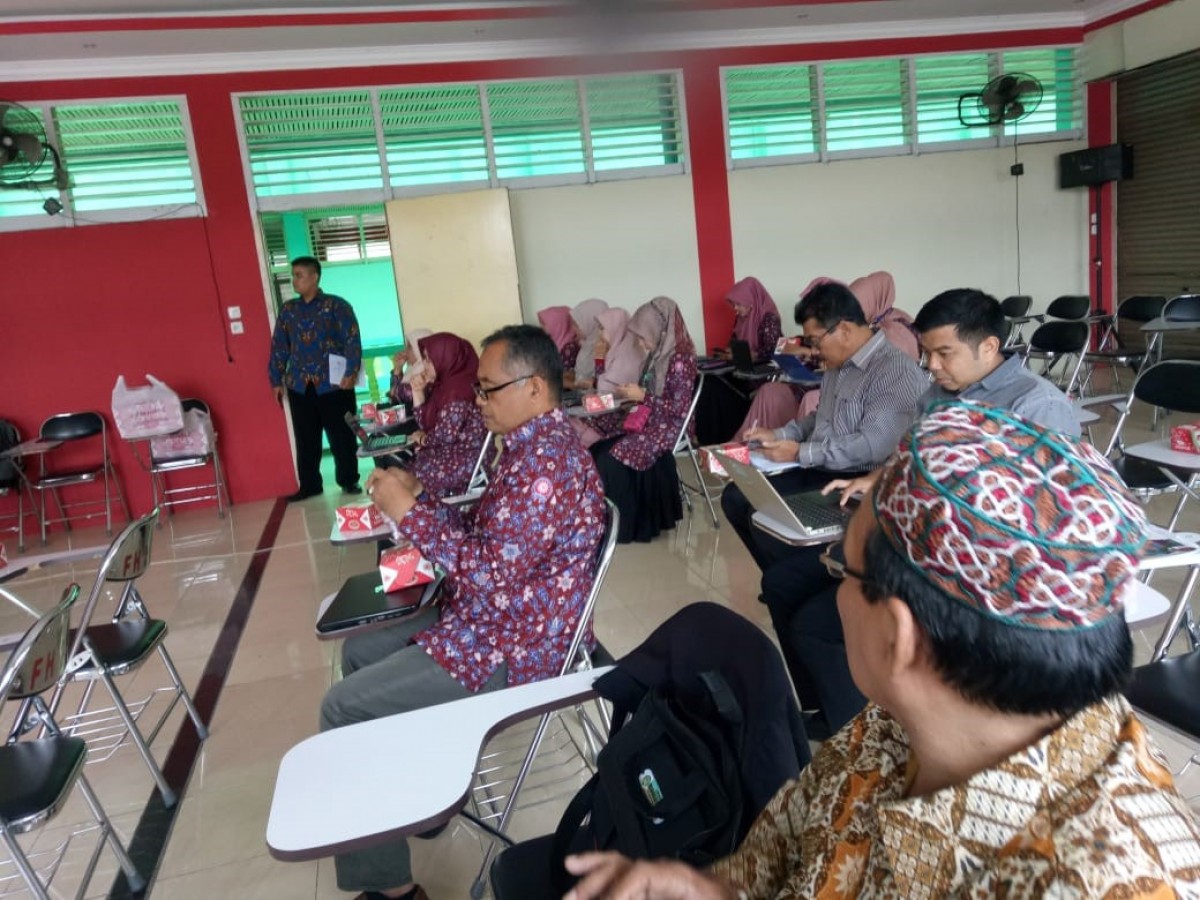 pelatihan Bimbingan Teknis (Bimtek) bagaimana sistem via online atau E-learning