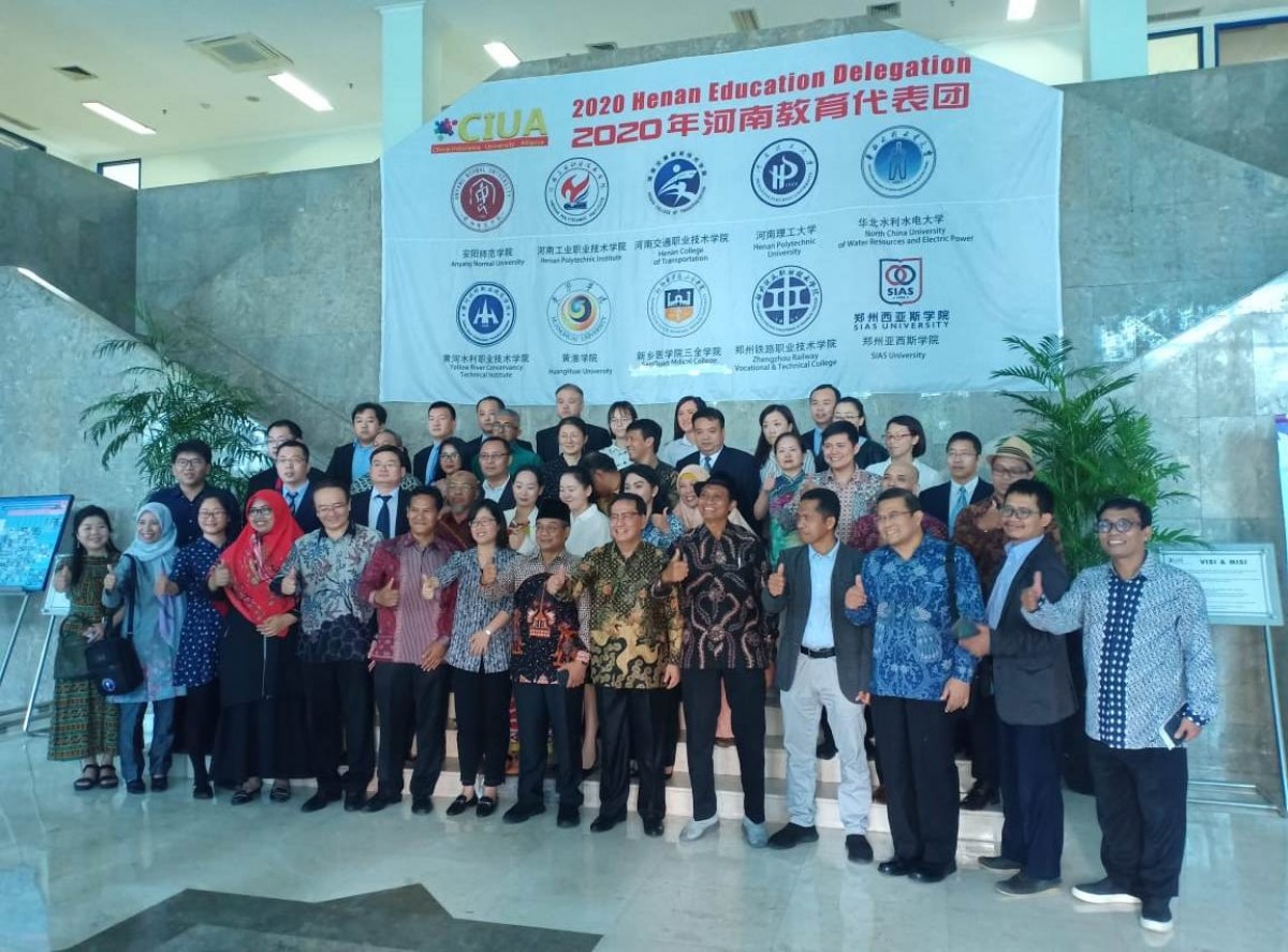 Photo bersama 15 Universitas di Indonesia dan 10 Universitas di China terutama dari Provinsi Henan China.