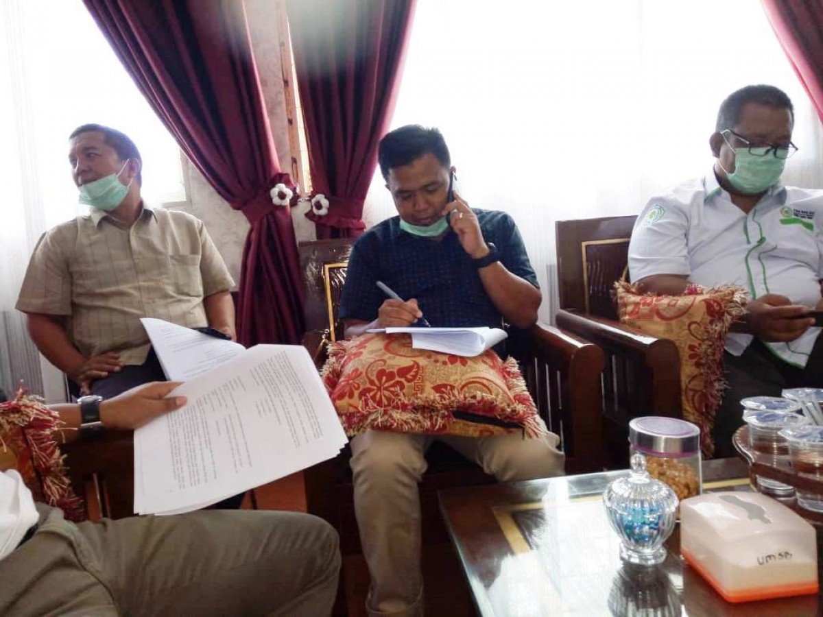 diskusi “brainstorming”
